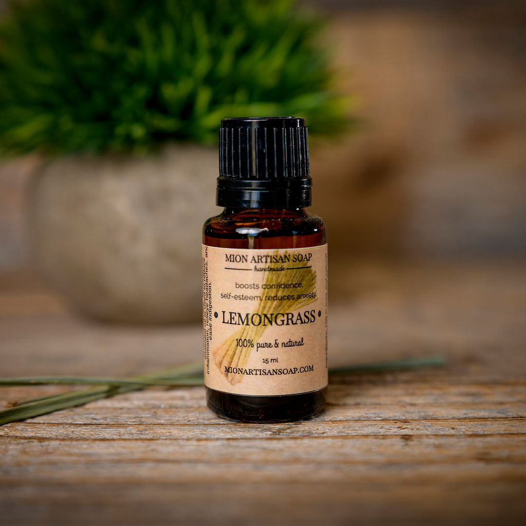essential-oil-lemongrass_jpg.jpg